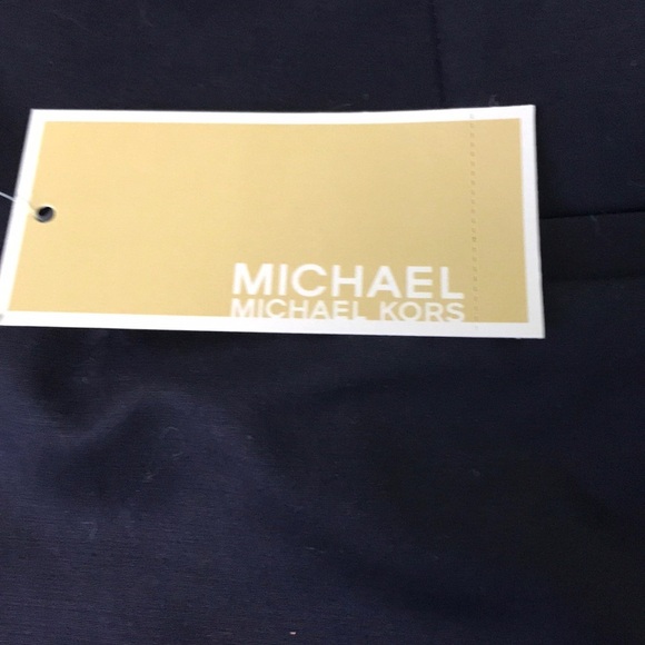 Michael Kors Navy Pleated Shorts - Picture 4 of 5